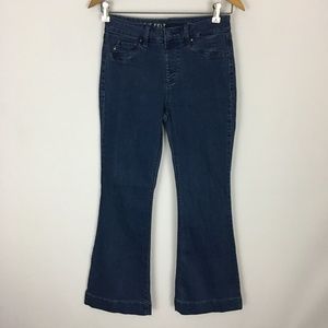 Laurie Felt Petite Silky Denim Flare Pull-On Jean